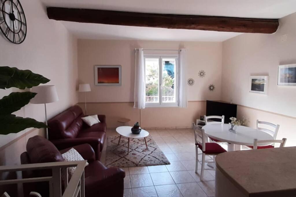 Maison De Village 60M2 Pratique Et Confortable La Palme Экстерьер фото